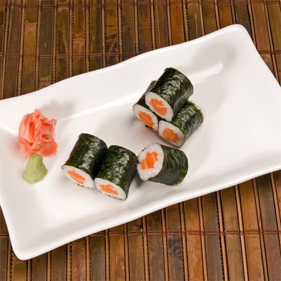 Salmon Maki 6pcs 三文鱼卷 6pcs
